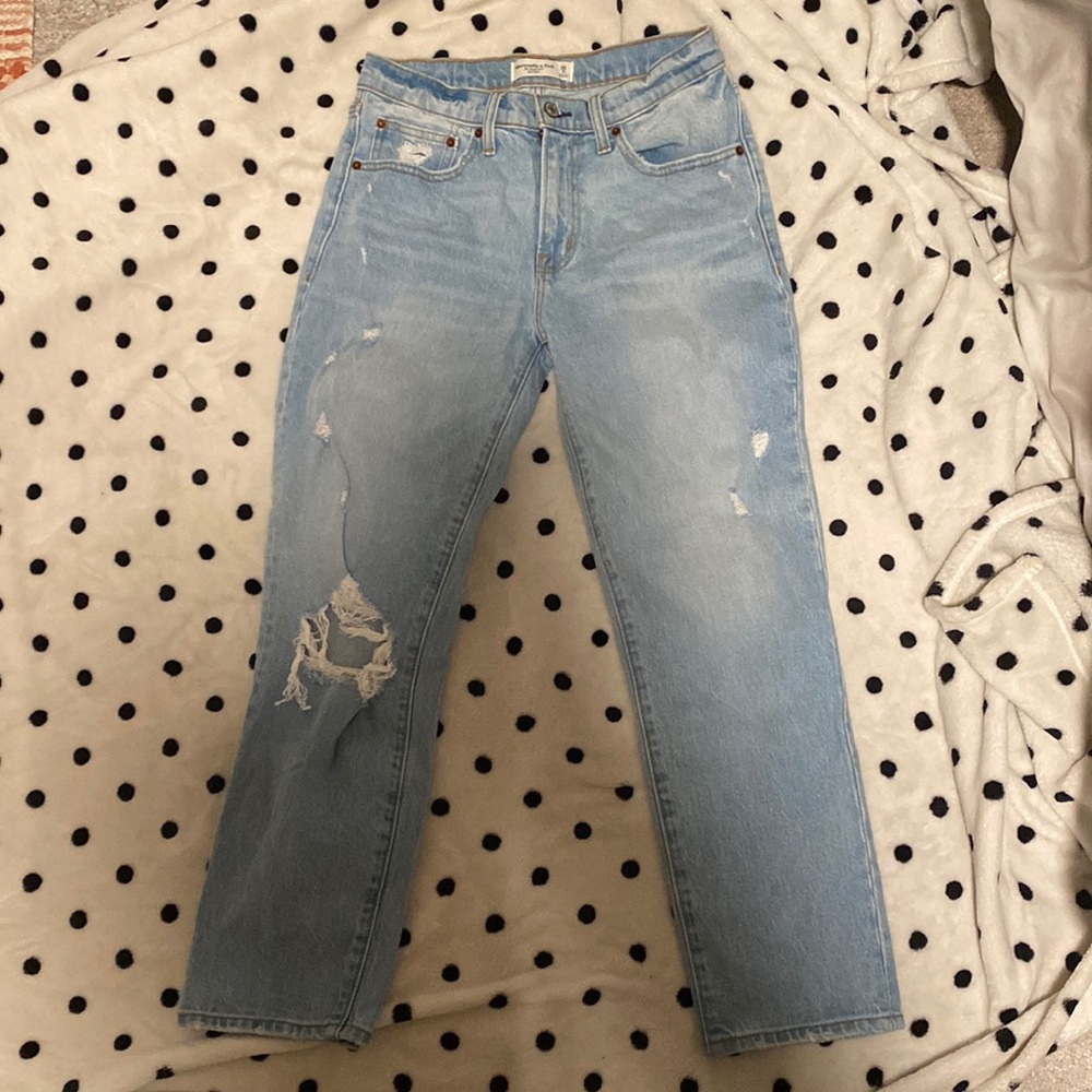 Abercrombie & Fitch boyfriend jeans!
